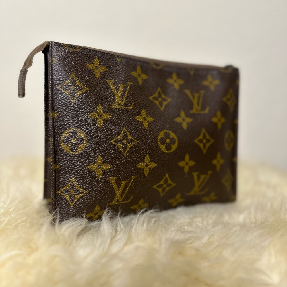 70’s Vintage Louis Vuitton Toilette Pochette 19 Cosmetic Bag Pouch / Clutch - Picture 14 of 15